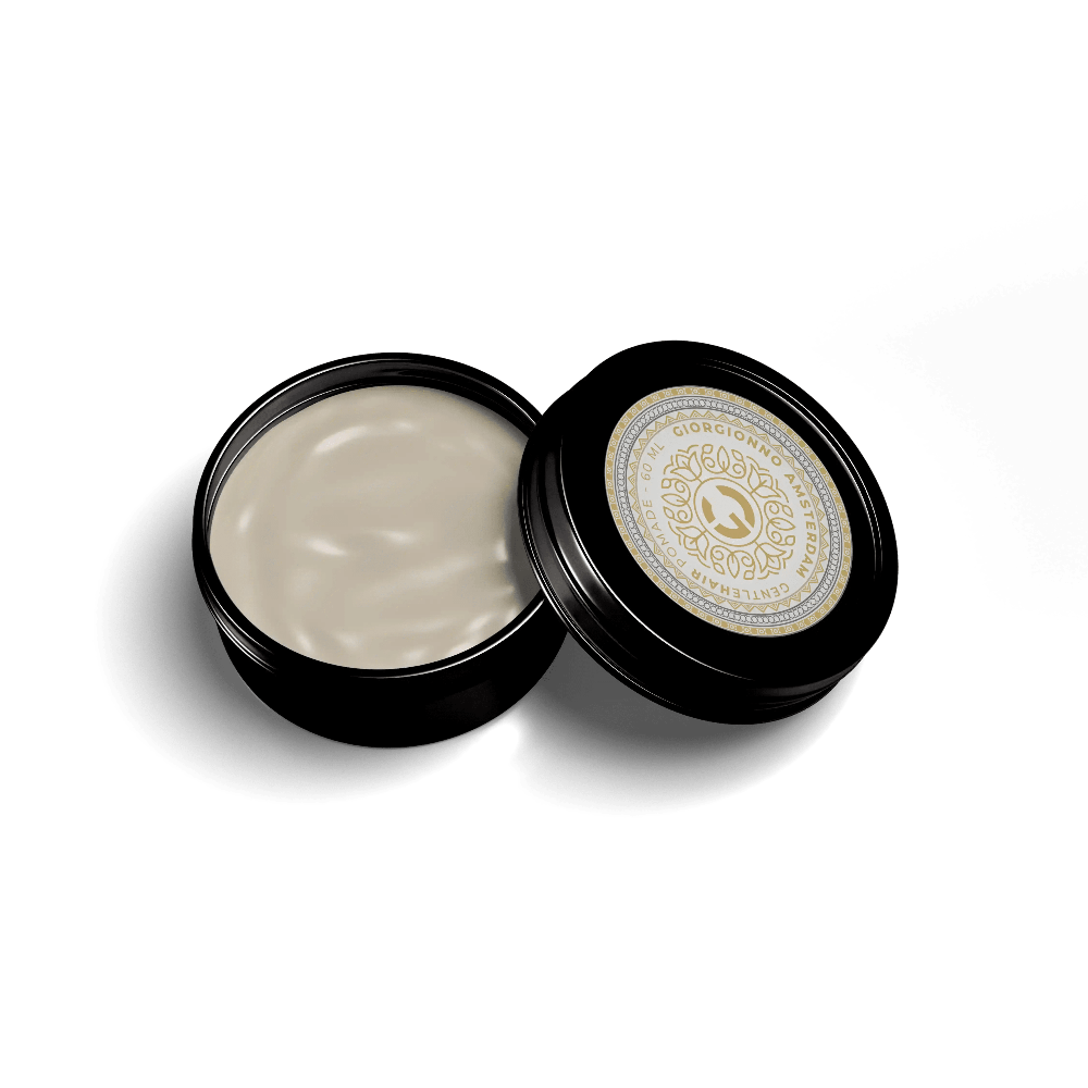 Open zwarte pot met zachte crème, GentleHair Pomade™ 60ML voor huidverzorging mannen uit ALLE PRODUKTEN collectie